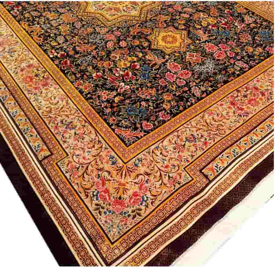 تصویر 4 از فرش ابریشم ماشینی تافته با ترکیب رنگ متعادل